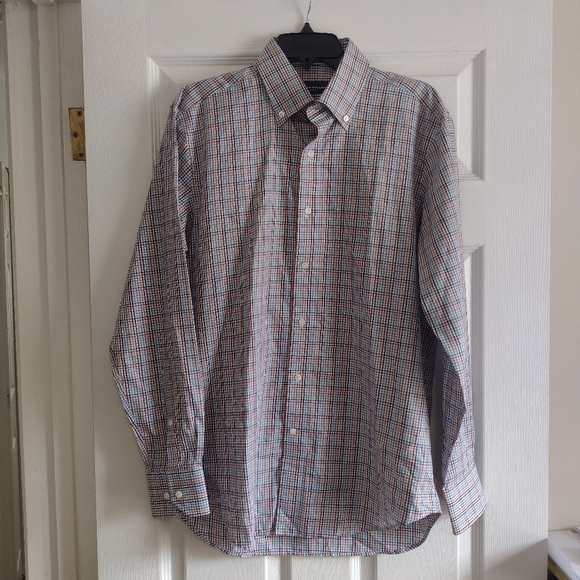 3 Peter Millar's button ups - Picture 2 of 7